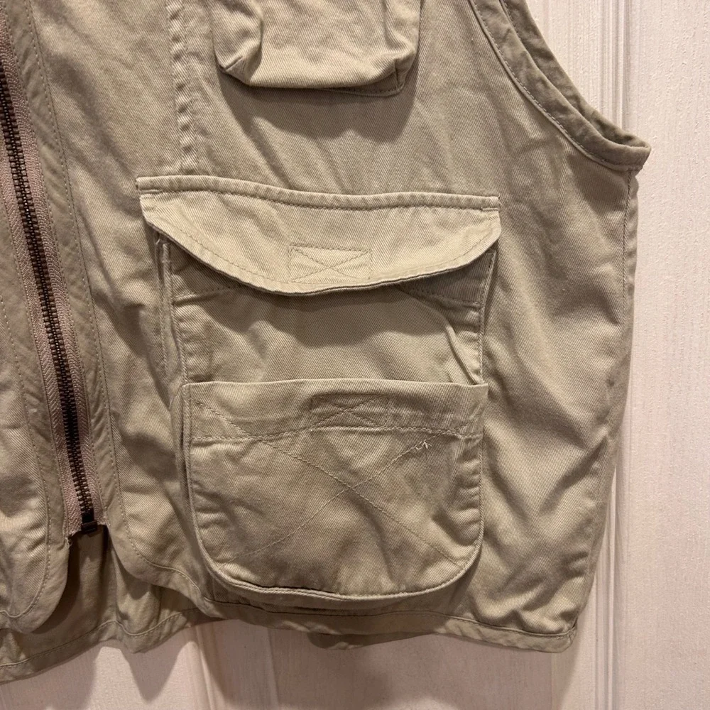 Vintage Columbia Sportswear Vest L Beige‎ Utility Fishing Hiking Outdoor Pockets
